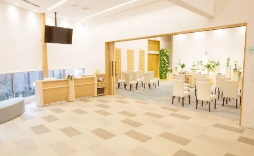 バリアフリー設計の施設