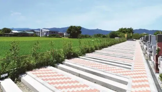 大井富士見灵苑の外観