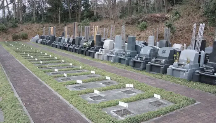 浄光の森聖地の外観