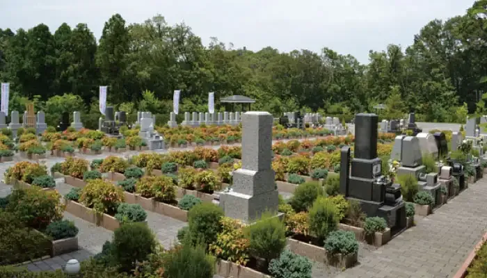 町田こもれびの杜灵園の外観