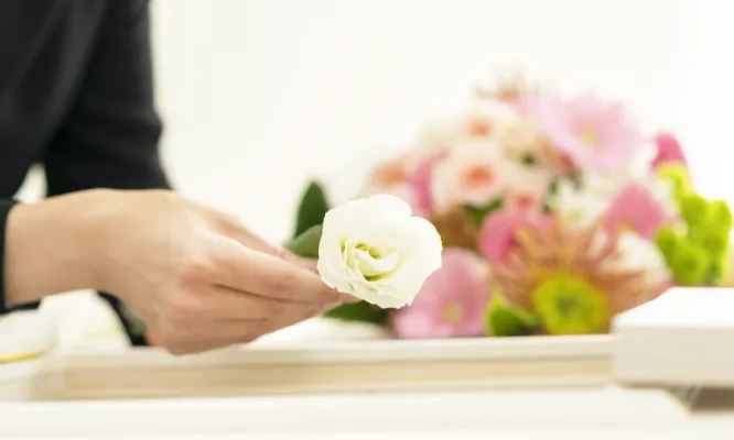 季節や誕生花の装飾の様子