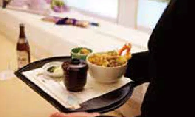 思い出の料理を作る様子