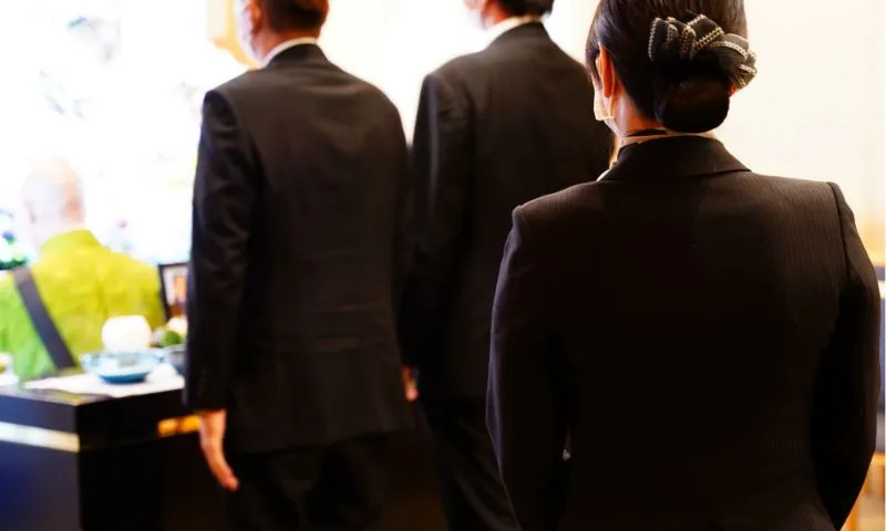 スタッフのサービス風景4