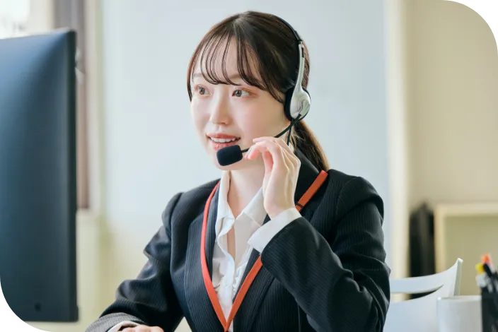 24時間365日専門相談員が待機している様子