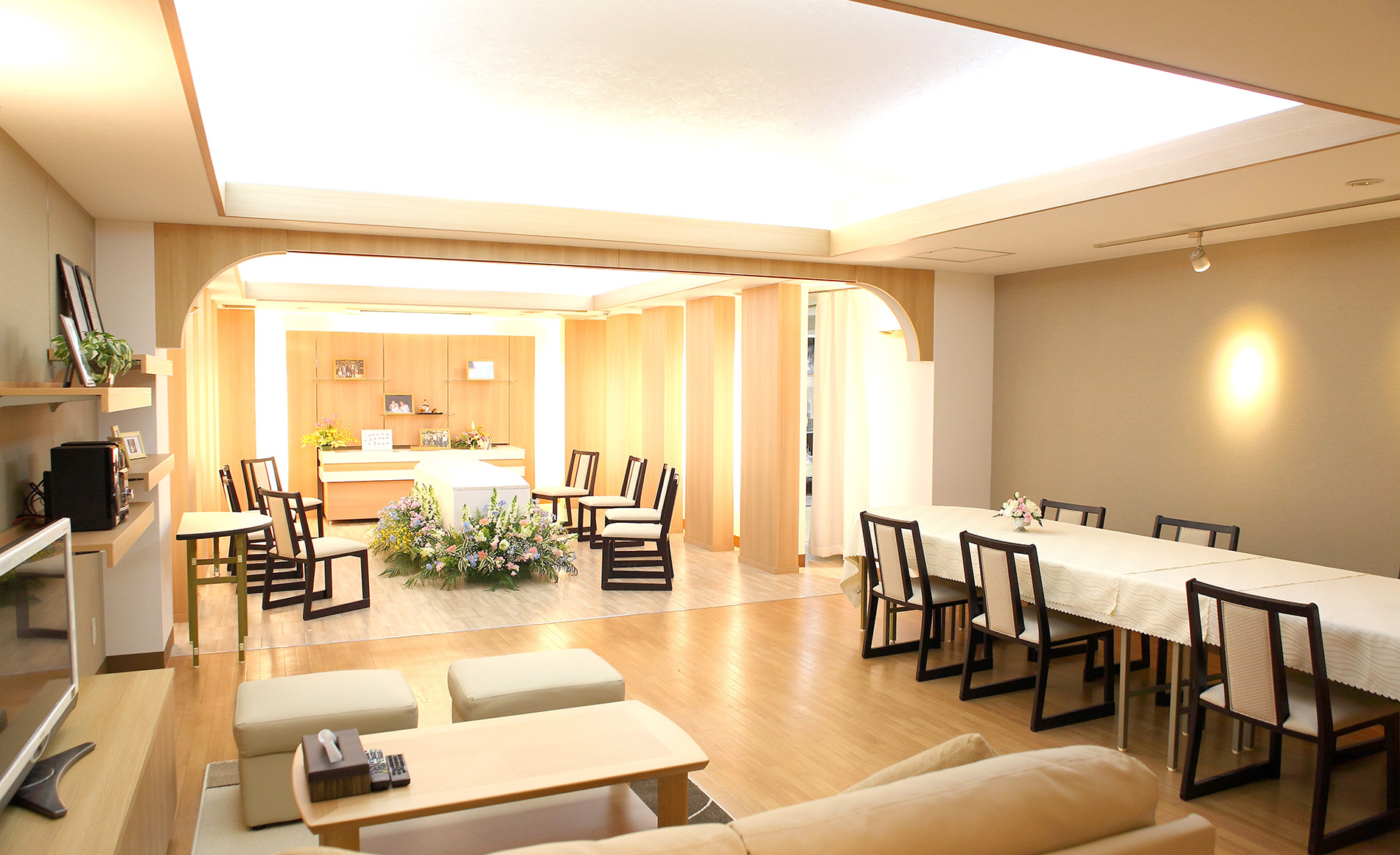相模ファミリーホールリビングルーム