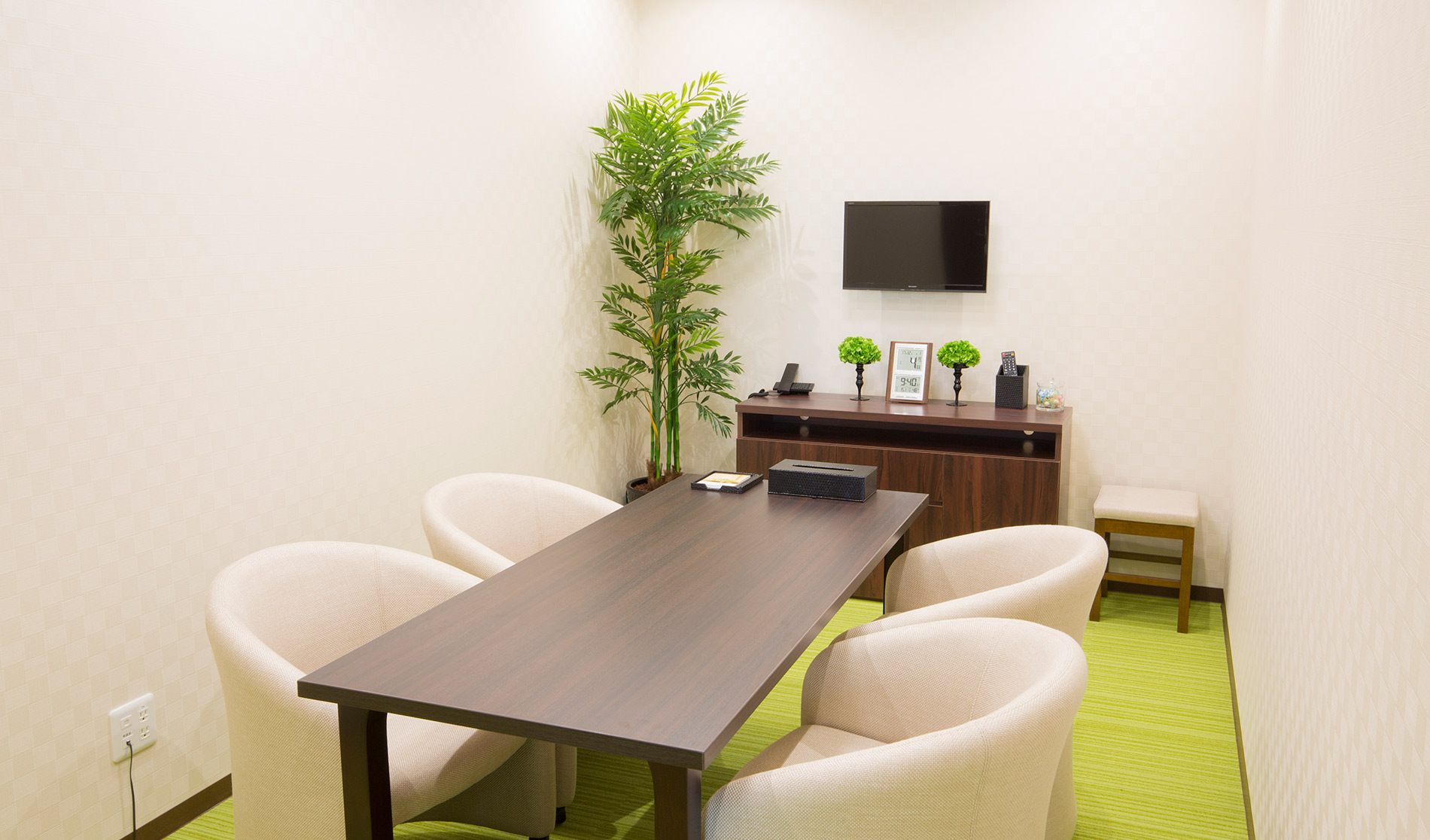 ファミリーホール厚木相談室