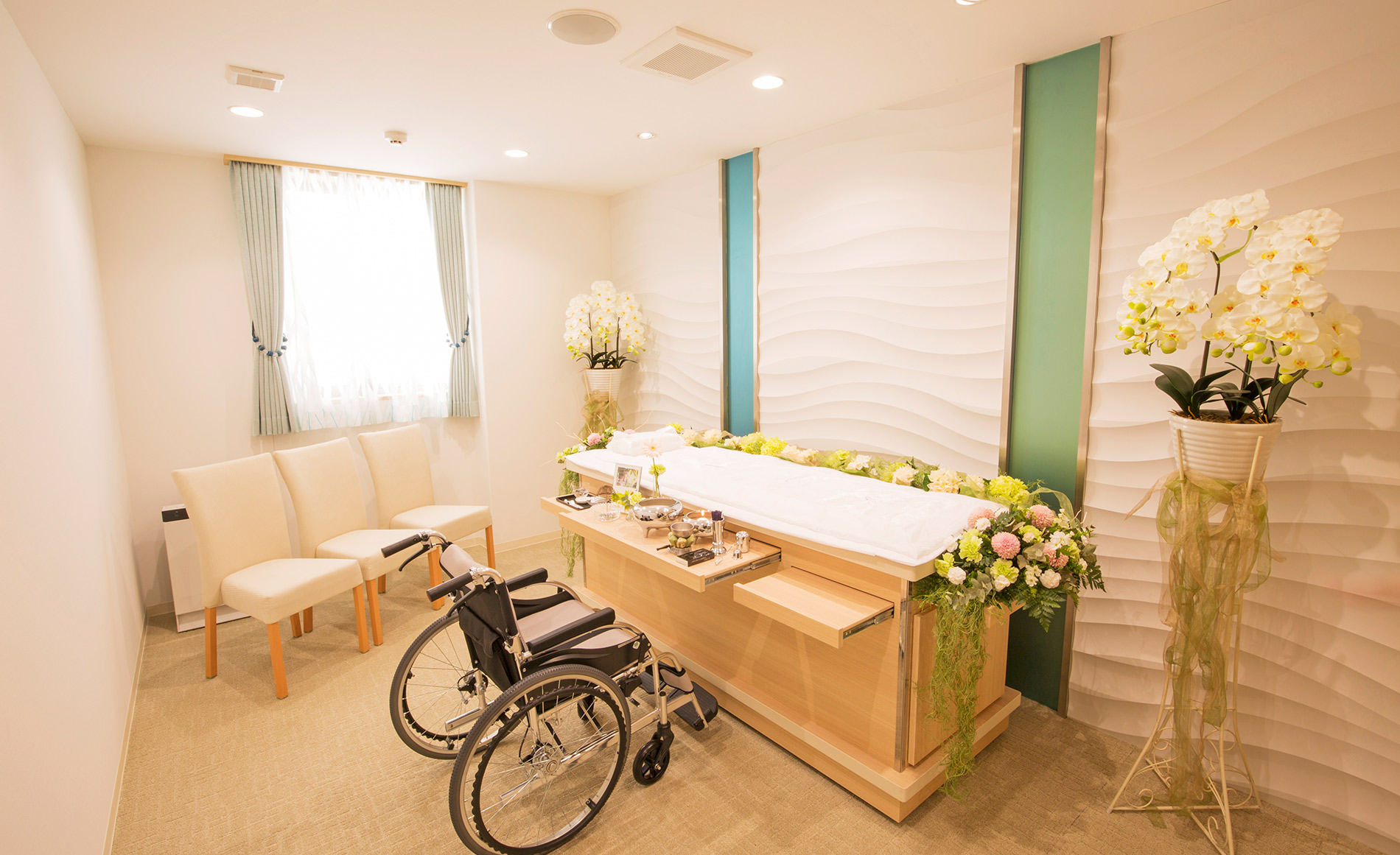 サン・ライフ<br>ファミリーホール大和