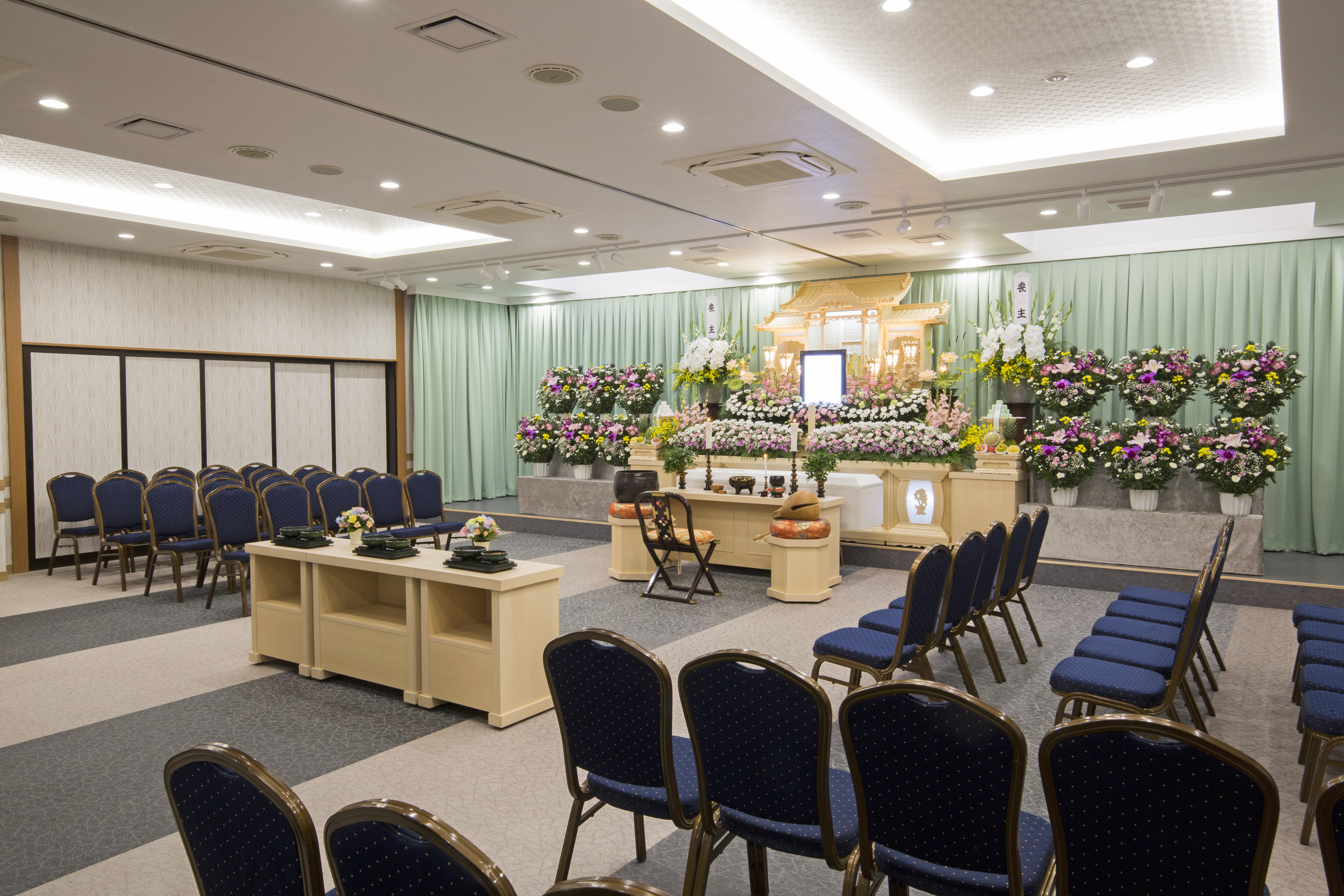 八王子総合ホール1階式場