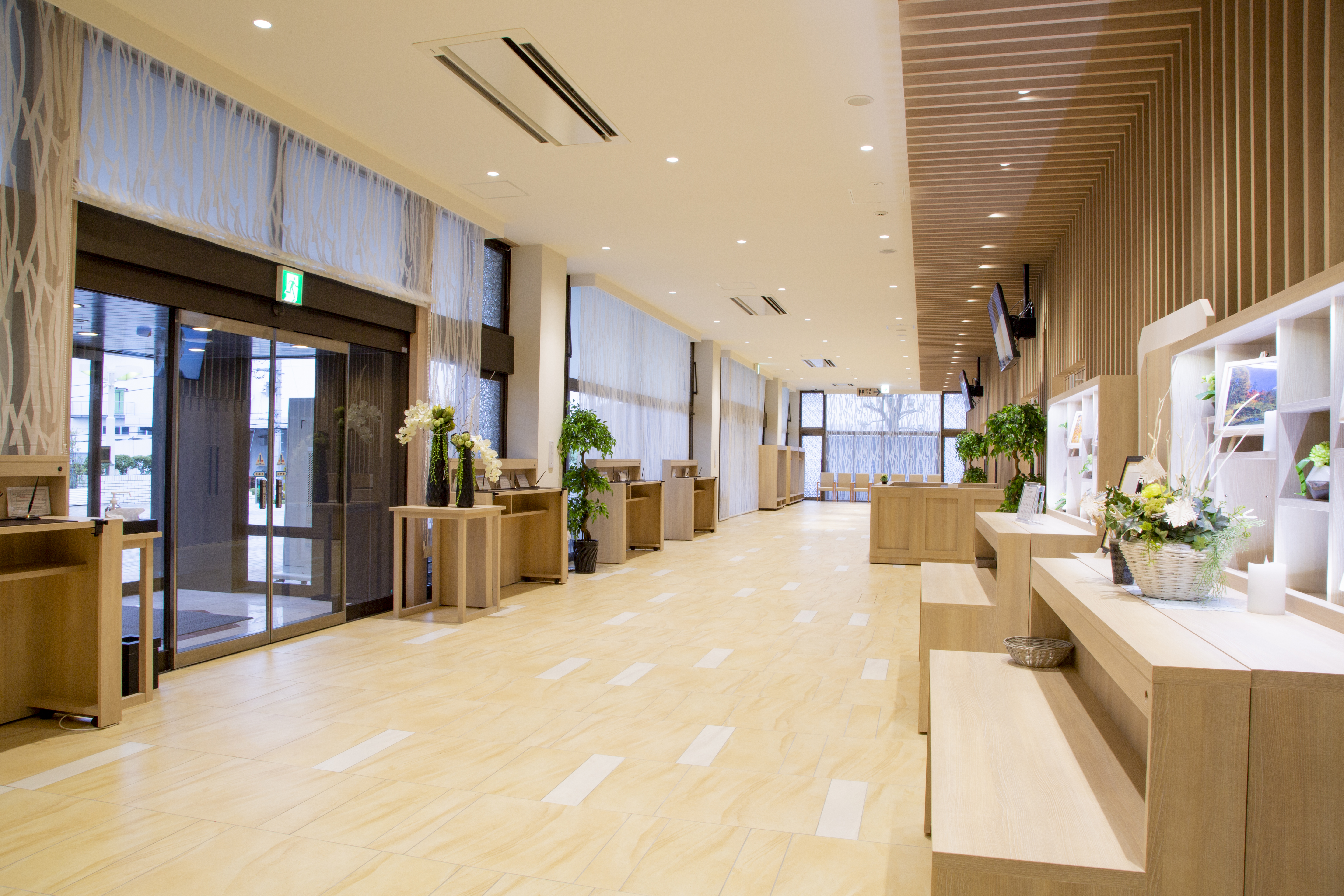 平塚斎場くろまつロビー