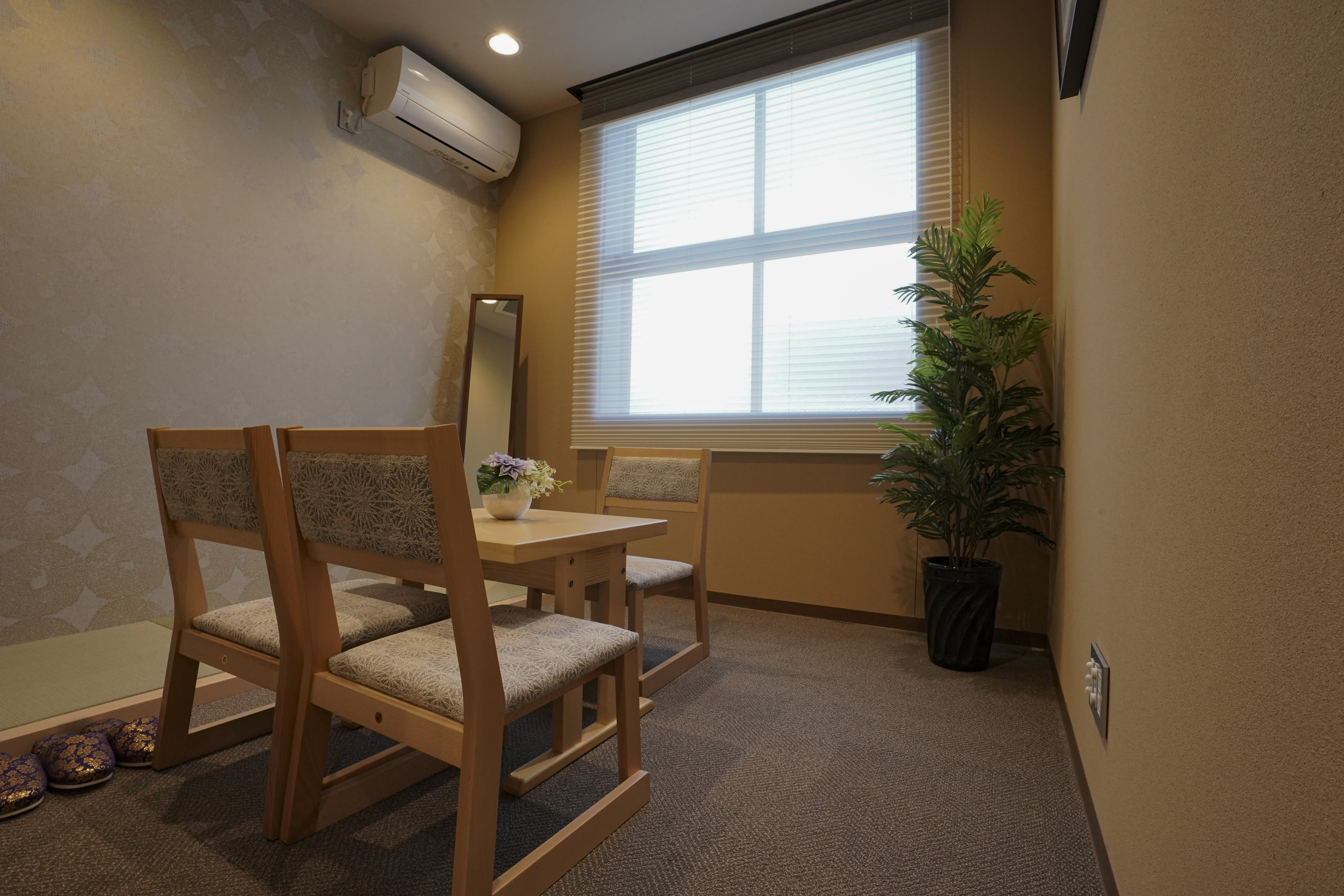 ファミリーホール聖蹟桜ヶ丘司式者控室