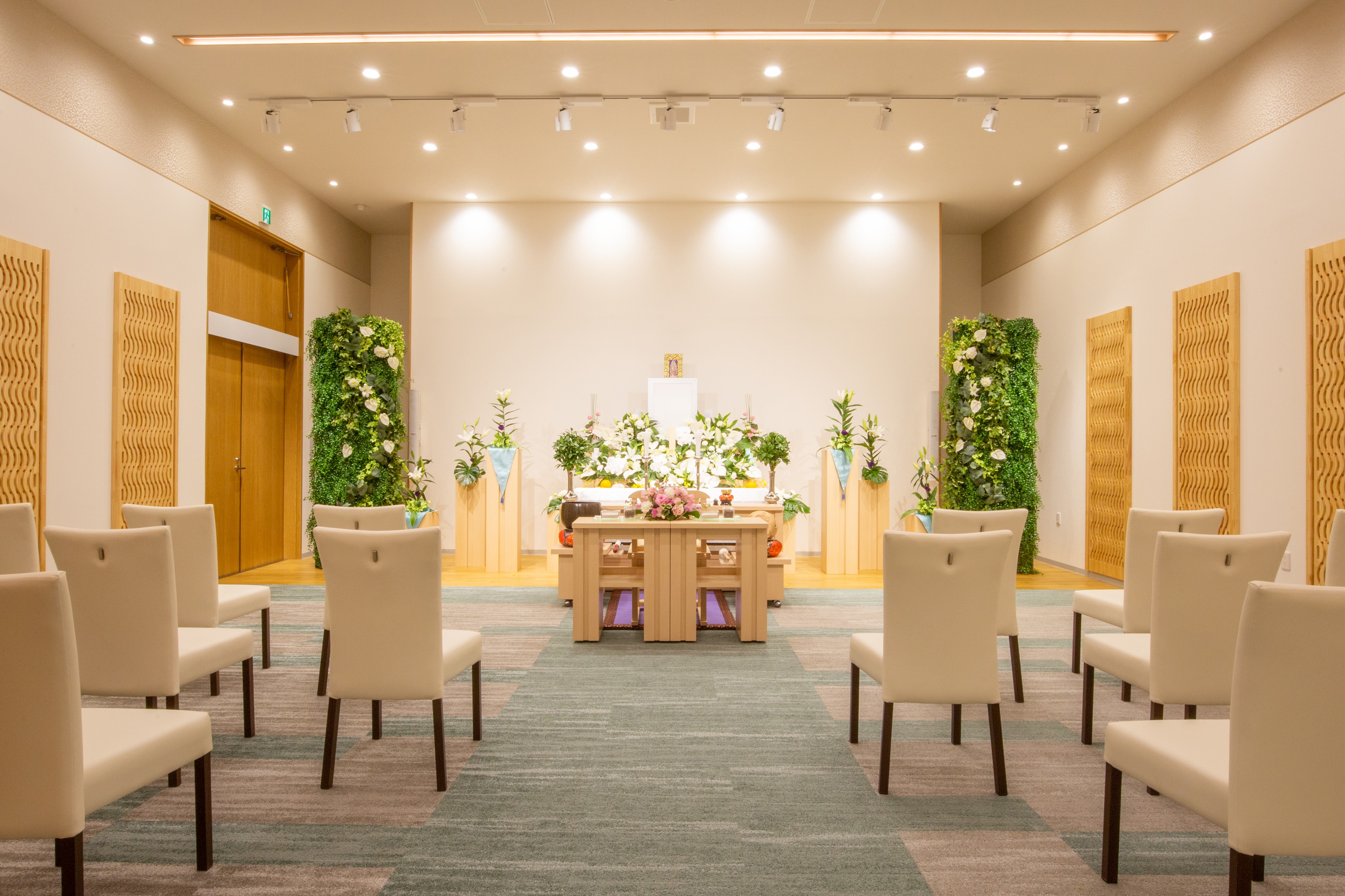 家族葬から一般葬まで幅広く対応した式場