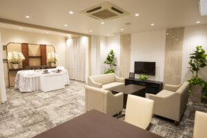 座間ホール1階式場