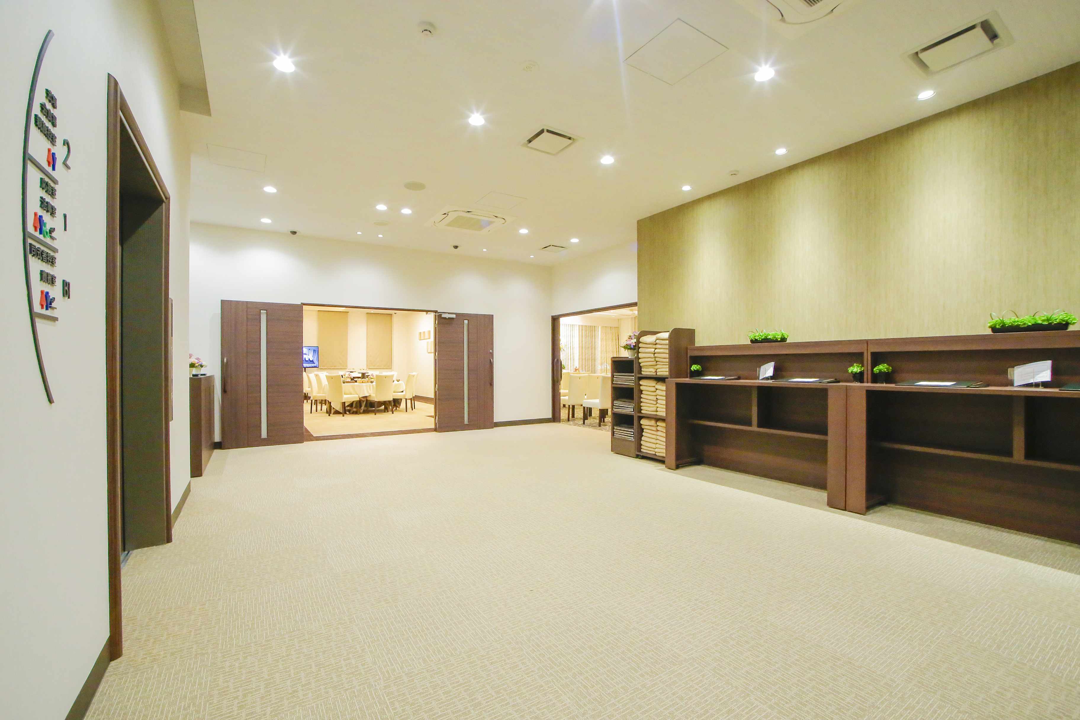 セレモニーホール多摩2階ロビー