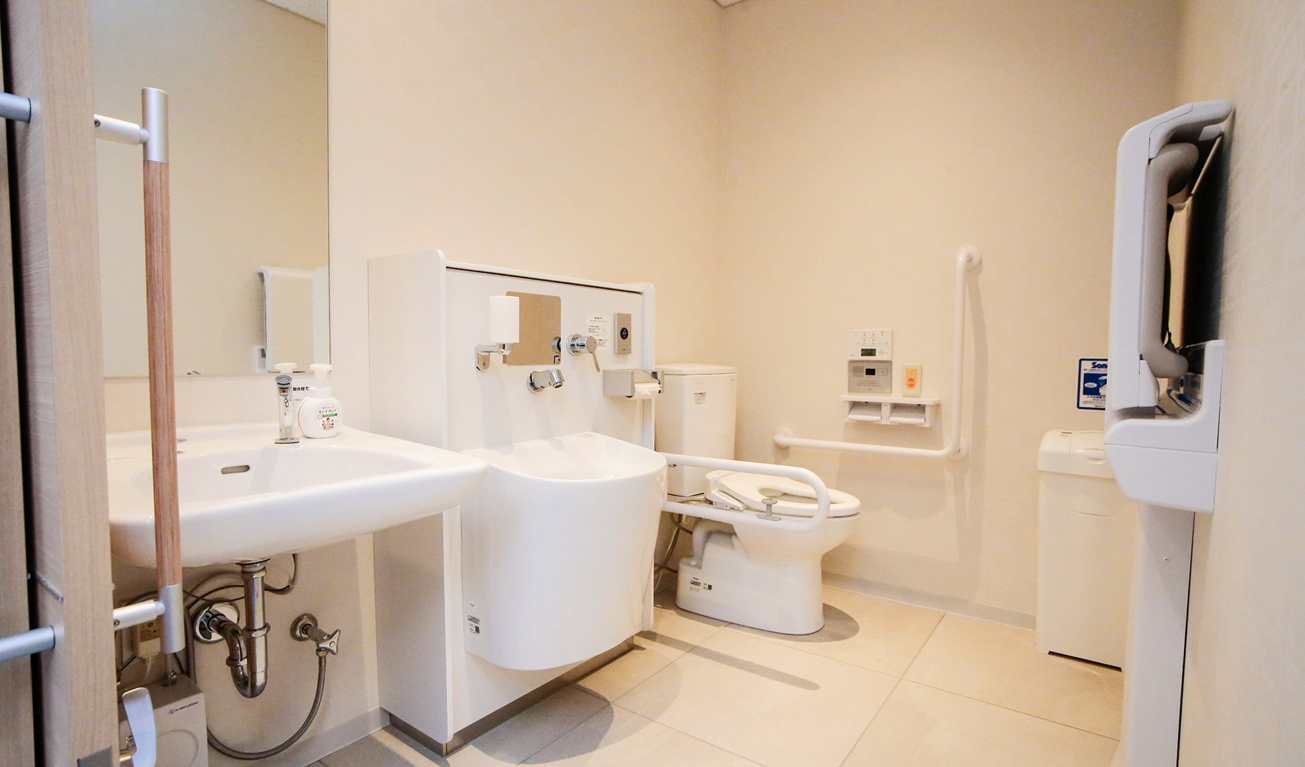 サン・ライフ<br>ファミリーホール湘南海岸