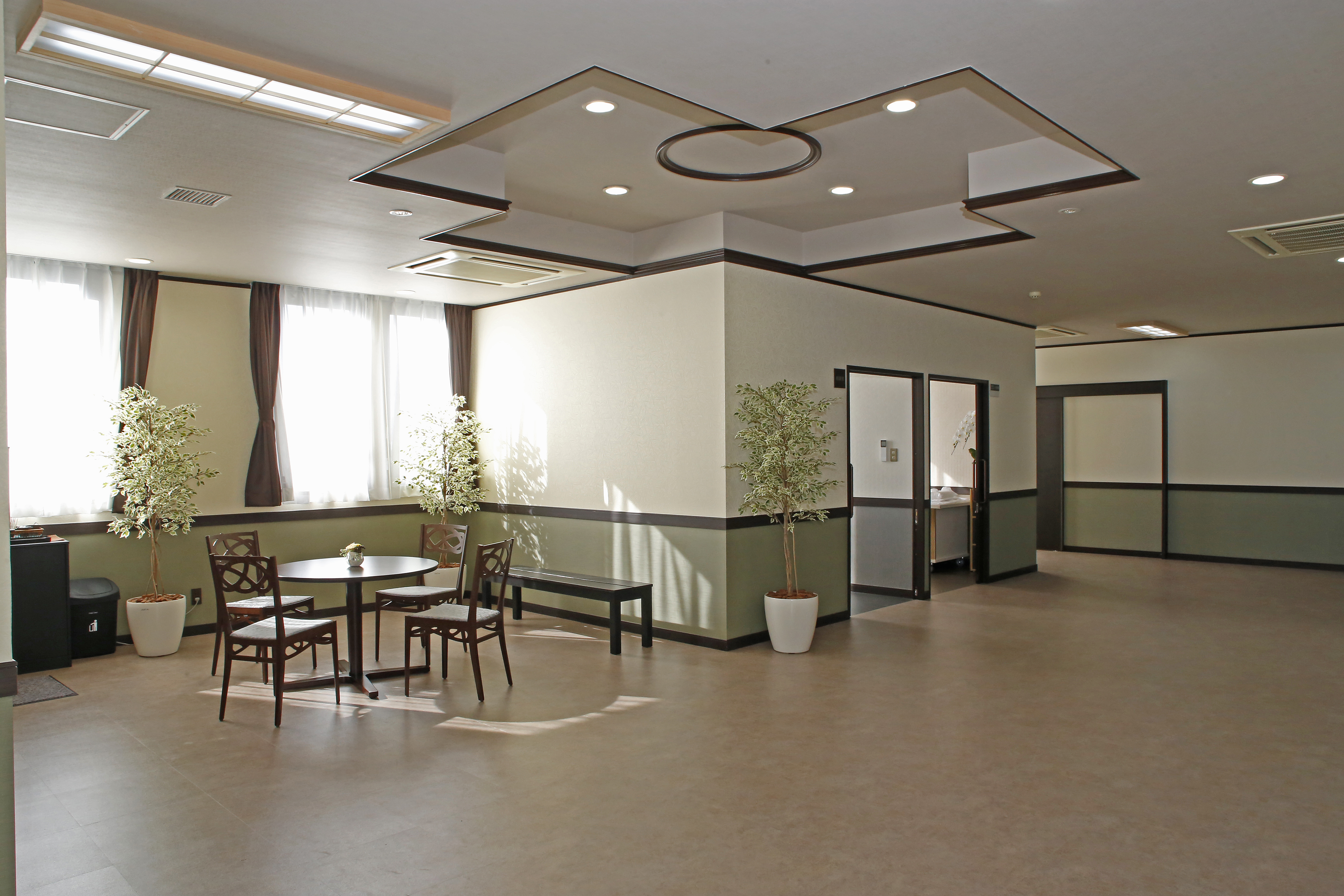 八王子滝山ファミリーホール3階ロビー