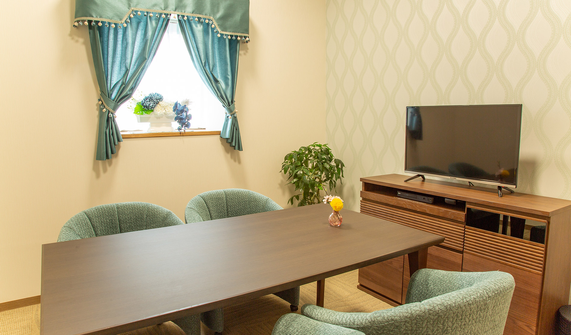 サン・ライフ<br>ファミリーホール藤沢大庭