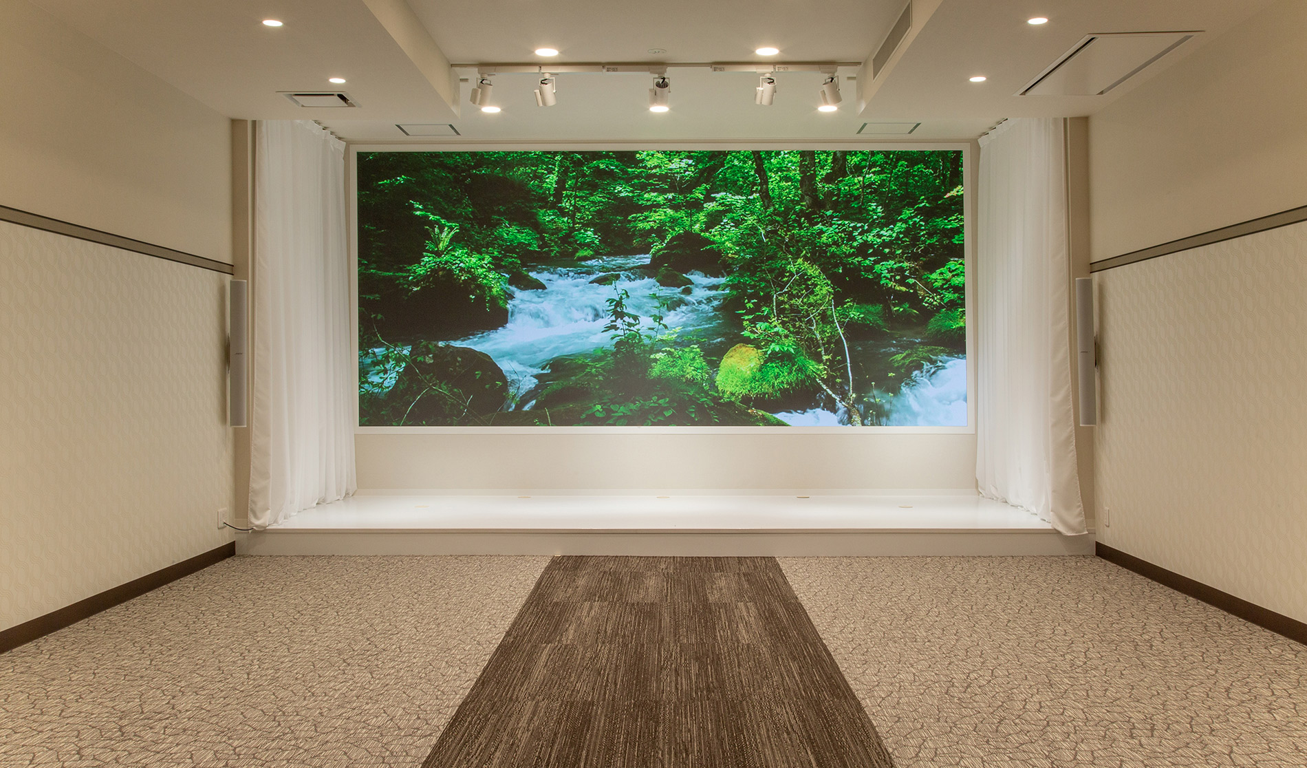 サン・ライフ<br>ファミリーホール藤沢大庭