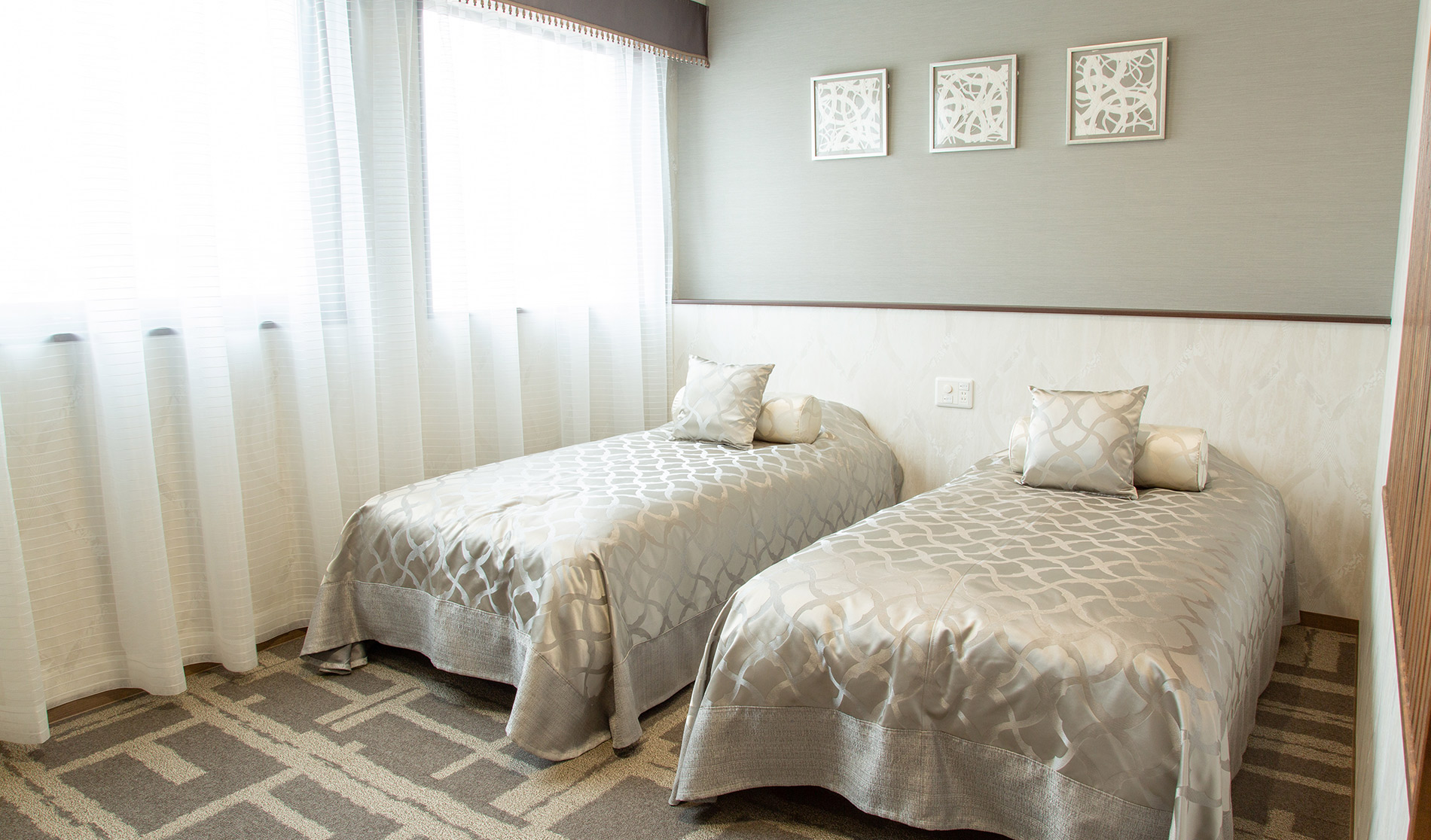 サン・ライフ<br>ファミリーホール藤沢大庭