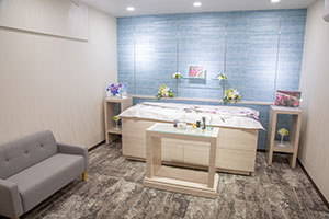 個室タイプのご安置室「紫苑邸」