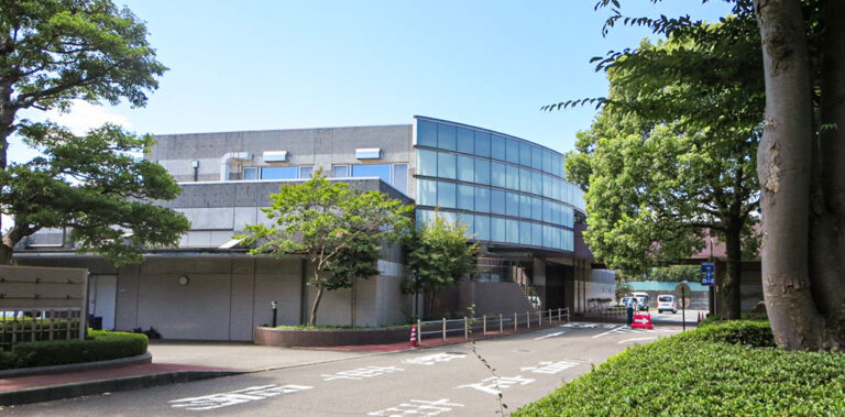 大和斎場外観