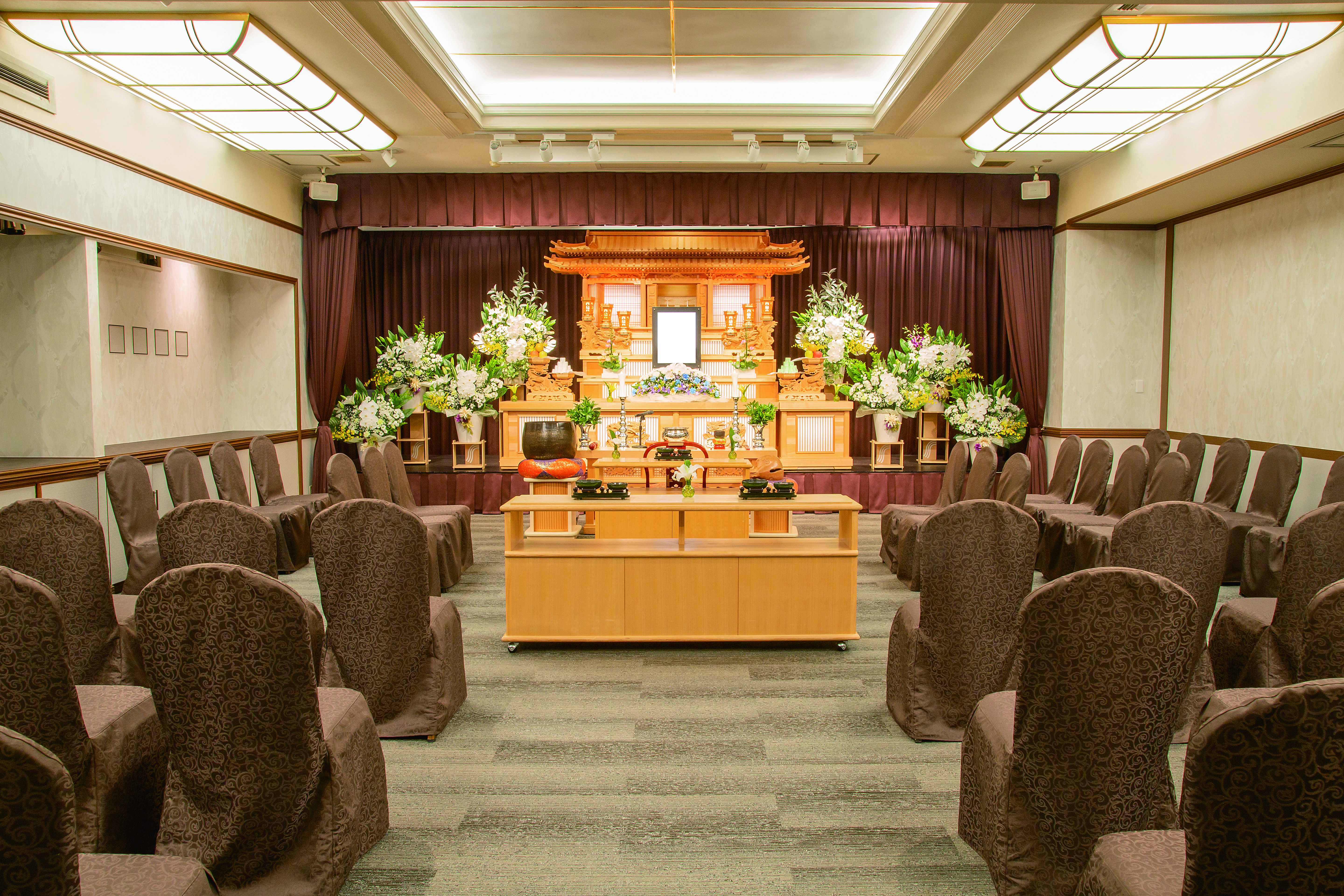 家族葬から大型葬まで