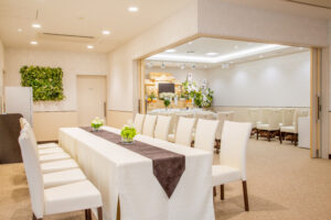 ファミリーホール日野本町ロビー