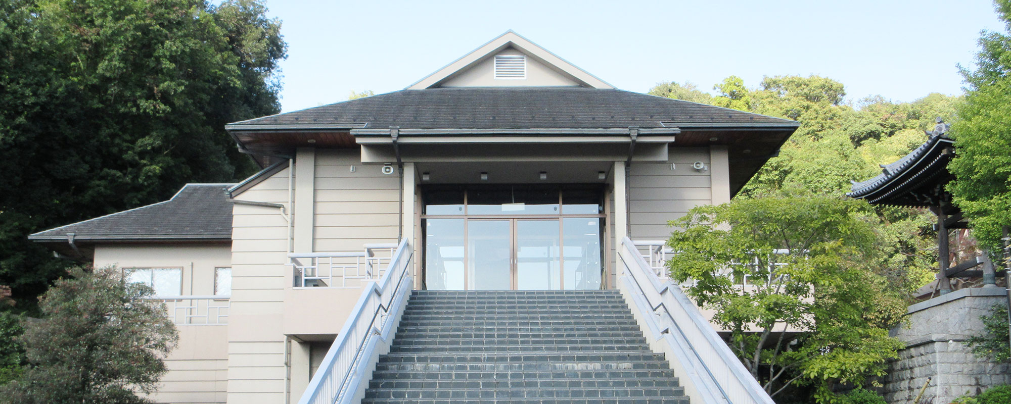 岩子会館（サン・ライフのお葬式）