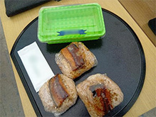 小田原市・１日での家族葬｜夫を15名で見送った妻の体験談