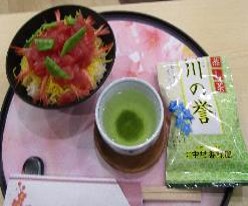 八王子市の家族葬|妻との約束を叶えた10名での見送り記録