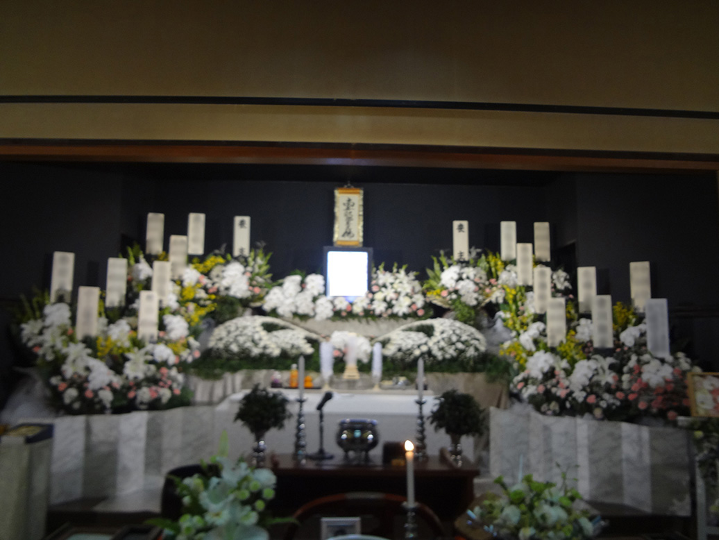 八王子市の葬儀｜母の遺志を叶えた一般葬・参列40名に喜ばれた長女の記録