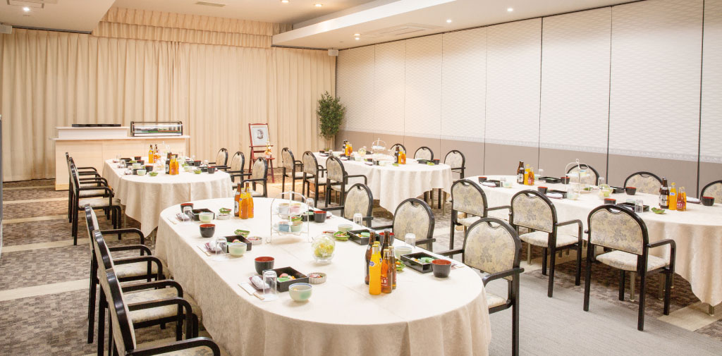 ご親戚やご会葬者をお招きできるゆとりある会食所