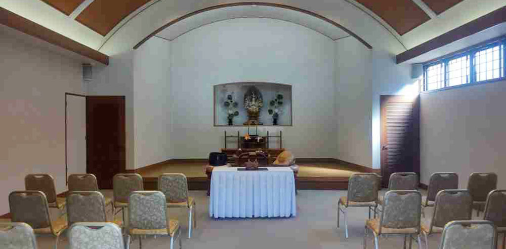 浄泉寺観音堂　式場