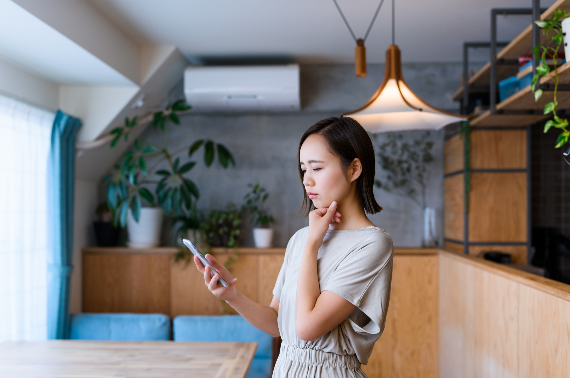 訃報とは？　文例付きで連絡マナーを徹底解説｜メール・電話での伝え方